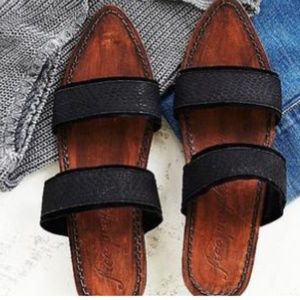 FP Oaklyn Slip On Sandal